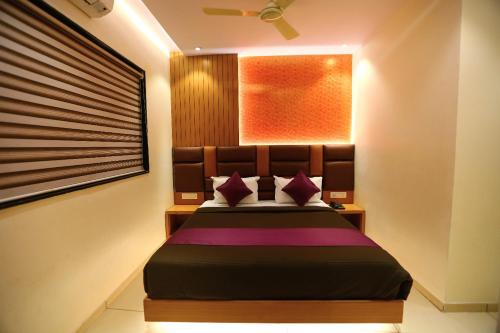 Hotel Hindustan Residency Thane