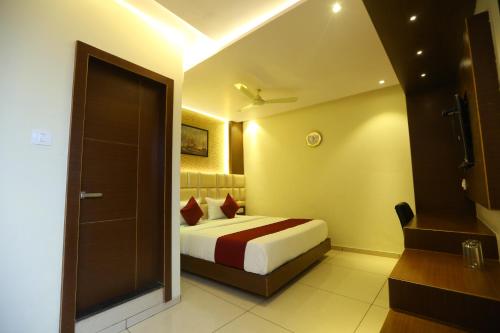 Hotel Hindustan Residency Thane