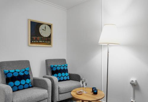 Castle House Luxury Apartments - image 7