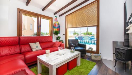 Villa in Llucmajor with Sea View and Private Pool, Llucmajor (photo 8)