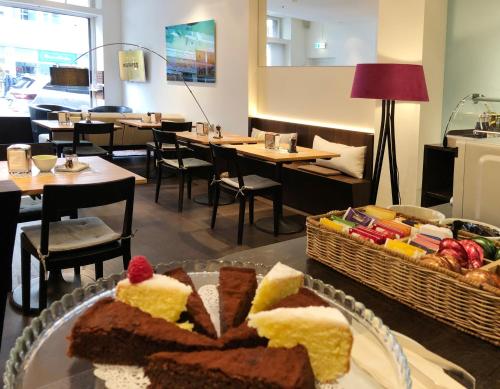 Restaurant, Boutique Hotel NI-MO in 8. Seefeld-Mühlebach-Weinegg