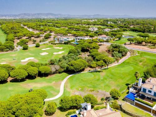 Vale do lobo, 'Golf by the Pool' 2 bedroom apartment, Vale do Lobo (Foto 2)