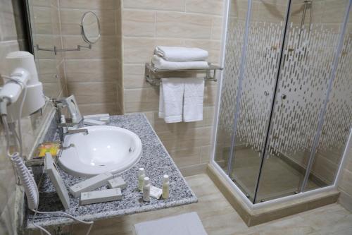 Baño, Jewel Fayed Hotel in Ismailia