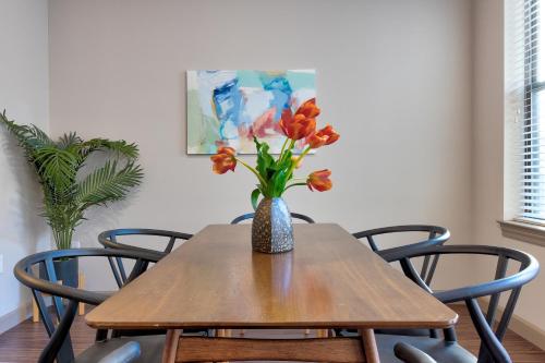 Kasa Central West End St Louis in Maryland Heights, USA