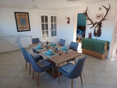 Éva Apartmanház (Eva Apartmanhaz) in Eger