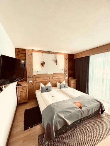 Pension Kreuzeck - Dein Glücksplatz am Lech Room Type - Double Room with Balcony - Schartenblick 2 Pension Kreuzeck - Dein Glücksplatz am Lech Room Type - Double Room with Balcony - Schartenblick 2