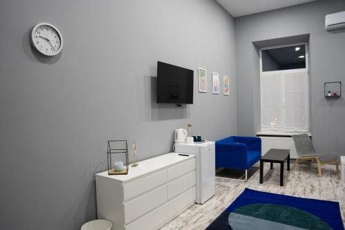 Studio image 9