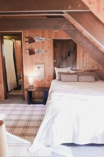 Cabin in the National Forest near Brian Head, Bryce Canyon and Zion