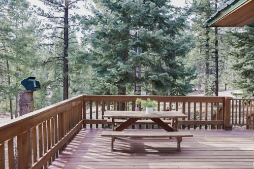 Cabin in the National Forest near Brian Head, Bryce Canyon and Zion