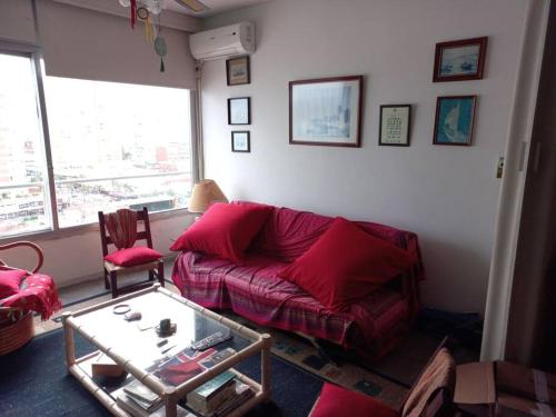 Apartamento 1 dormitorio en piso 10 , peninsula de punta del este, todos los servicios, a 1 cuadra d