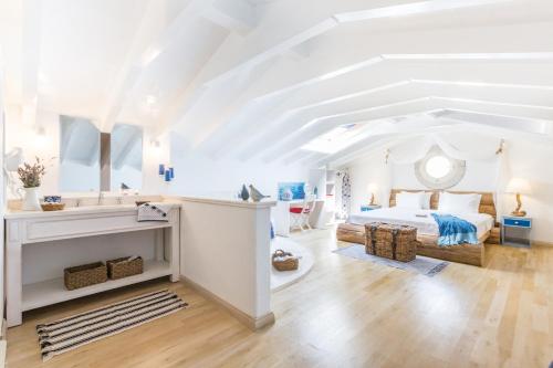 LuCe Design Hotel - Special Category Room Type - King Room with Whirlpool
