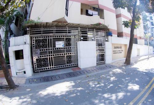 3 Bedroom with living room for rent with security.