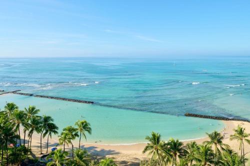 Aston Waikiki Circle Hotel