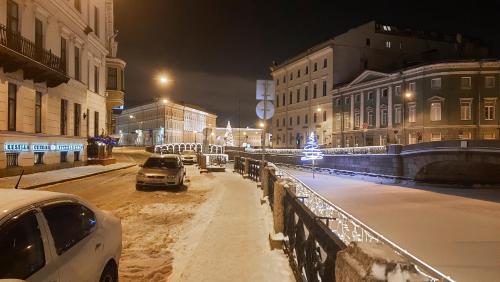 Apartment near the Palace Square and the Hermitage - image 25