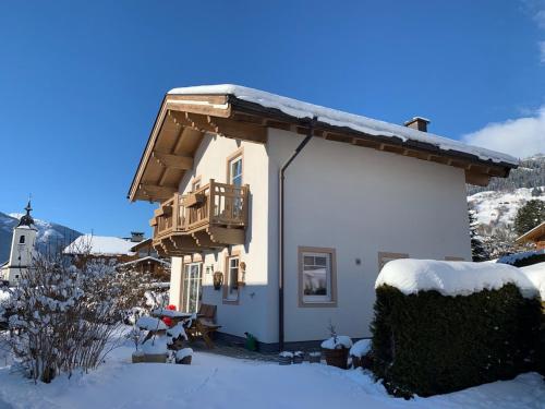  Chalet Bergglück, Pension in Piesendorf