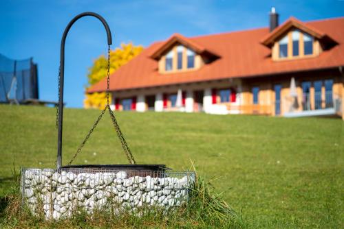 Seehotel und Appartements Schnöller