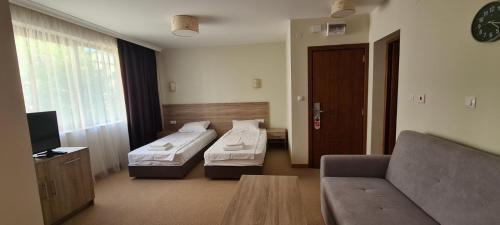 Hotel Geppy – Sofia, PA
