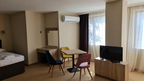 Hotel Geppy – Sofia, PA