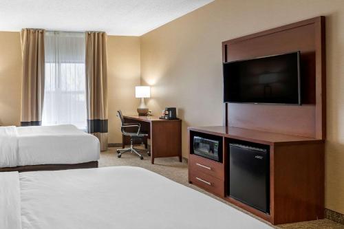 Comfort Inn Southwest Louisville - image 7