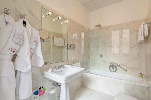 Hotel Quirinale - image 2