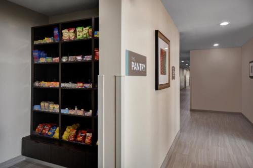 Staybridge Suites - Holland by IHG