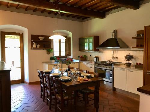 кухня, Agriturismo Podere Filicaia in Сан - Джованні Вальдарно