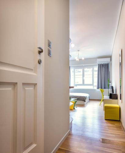 Unlock Athens from sunny studio near Acropolis
