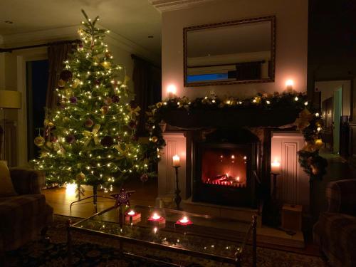Corrie House – Craobh Haven