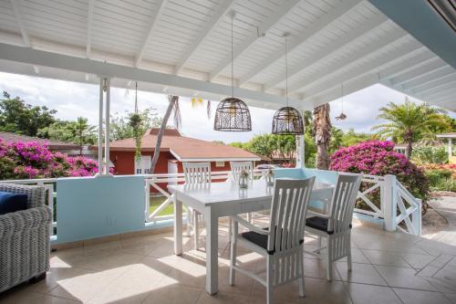 Three-Bedroom House image 10