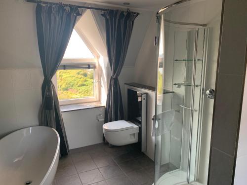Corrie House – Craobh Haven