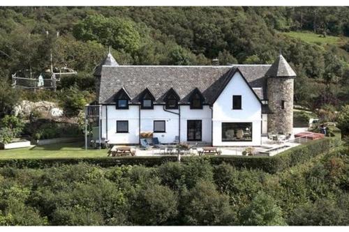 Corrie House – Craobh Haven