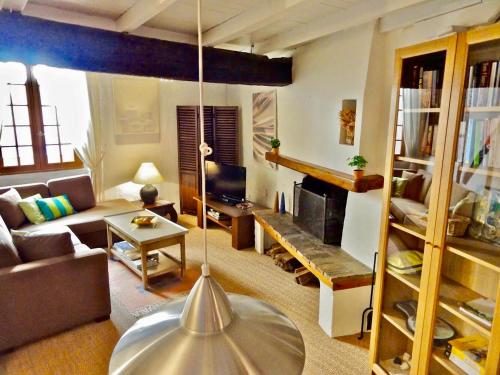 Charming duplex in the heart of the village - Charmant duplex au coeur du village - - Location saisonnière - Saint-Tropez