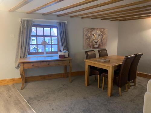 Apartment Two The Carriage House York - image 6