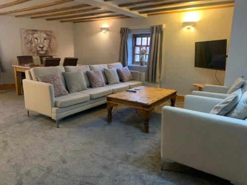 Apartment Two The Carriage House York - image 11