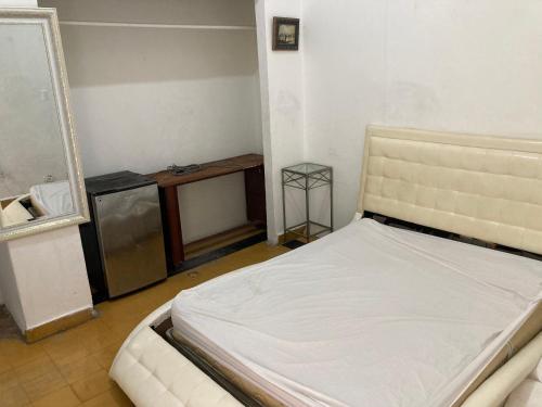 Habitacion en zona colonial tranquila