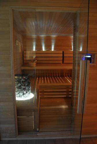 Vinum Hotel - image 7
