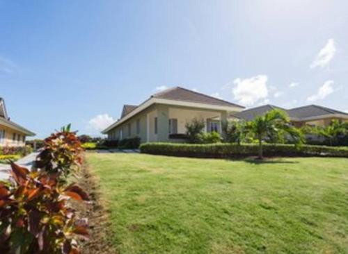 3 BDR Luxury Villa with Infinity Pool and Gym