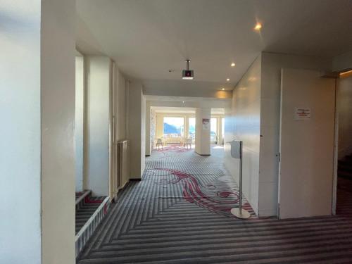 Modern mountain room with shared bathroom at 500m to Ski Lifts and Leysin center