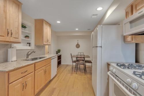Amazing Lakefront Retreat On Long Lake! home - image 12