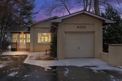 Amazing Lakefront Retreat On Long Lake! home - image 14