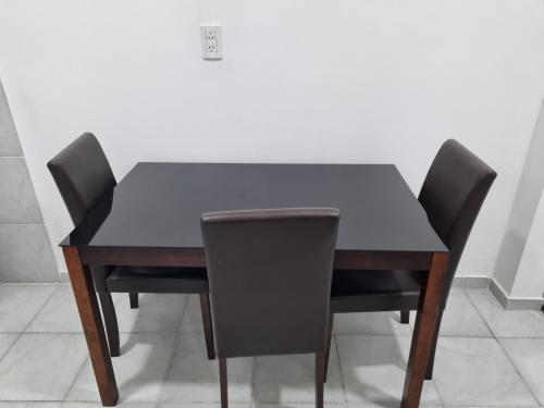 Szolgáltatások, Departamento en el centro de la ciudad near Mercedesi repülőtér