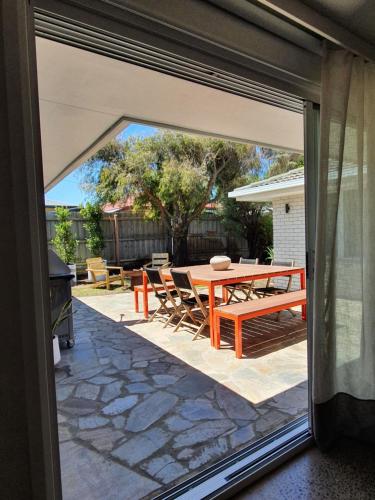 5 By the Church, Port Fairy (Foto 9)