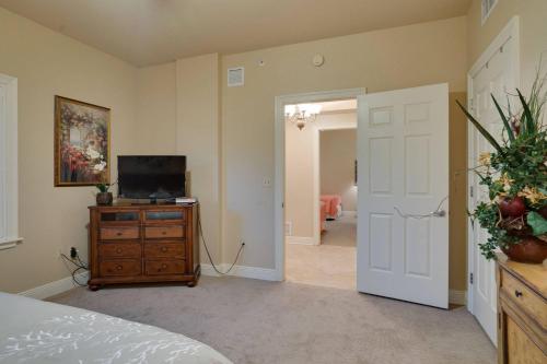 Dunes of Crystal Beach by Destin Getaways - image 6