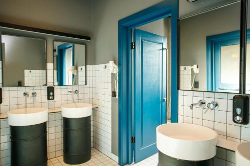 A-HOSTEL by CAMPUS Community - image 14