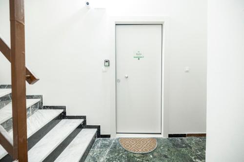 Hestia Apartment - Tap to explore photos