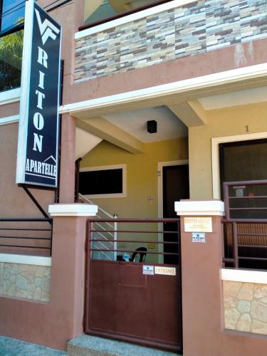 V.F. Riton Apartelle