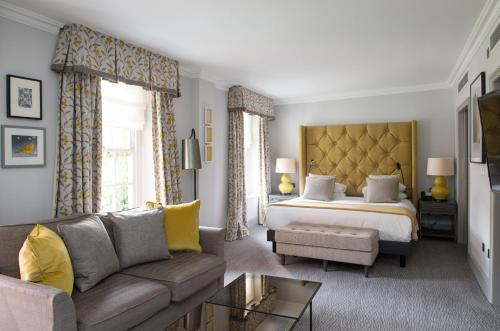 Mercure Farnham Bush Hotel