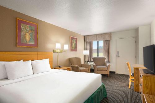Travelodge by Wyndham Wellington - image 6