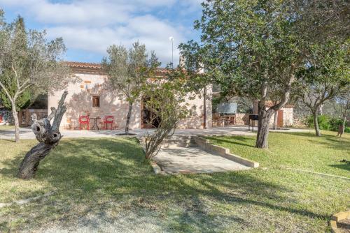 Finca Aljub de son Amer by Mallorca House Rent in 卡拉聖塔阿尼