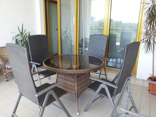 Apartment near the Black Sea